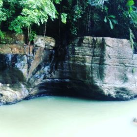 ostrov Flores vodopád