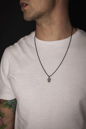 Náhrdelník Ruka Hamsa černá