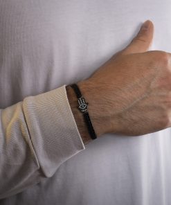 Macrame náramek Ruka Hamsa černý