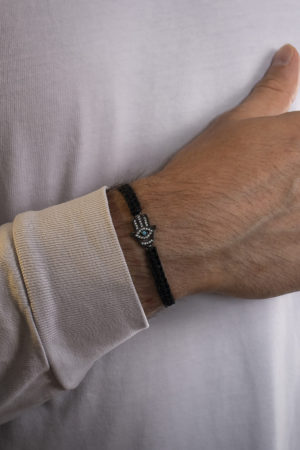 Macrame náramek Ruka Hamsa černý