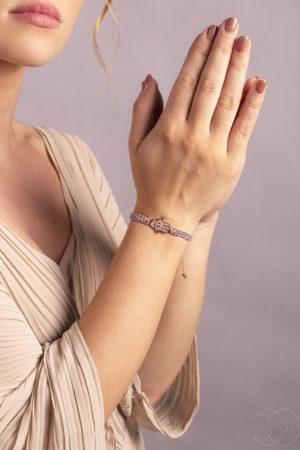Macrame náramek Ruka Hamsa