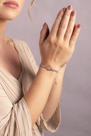 Macrame náramek Ruka Hamsa
