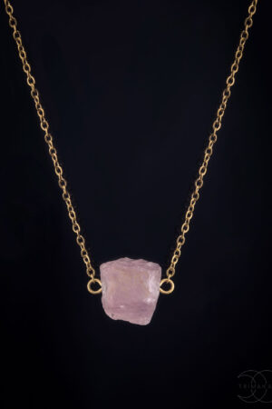 Surový růženín náhrdelník pro ženy