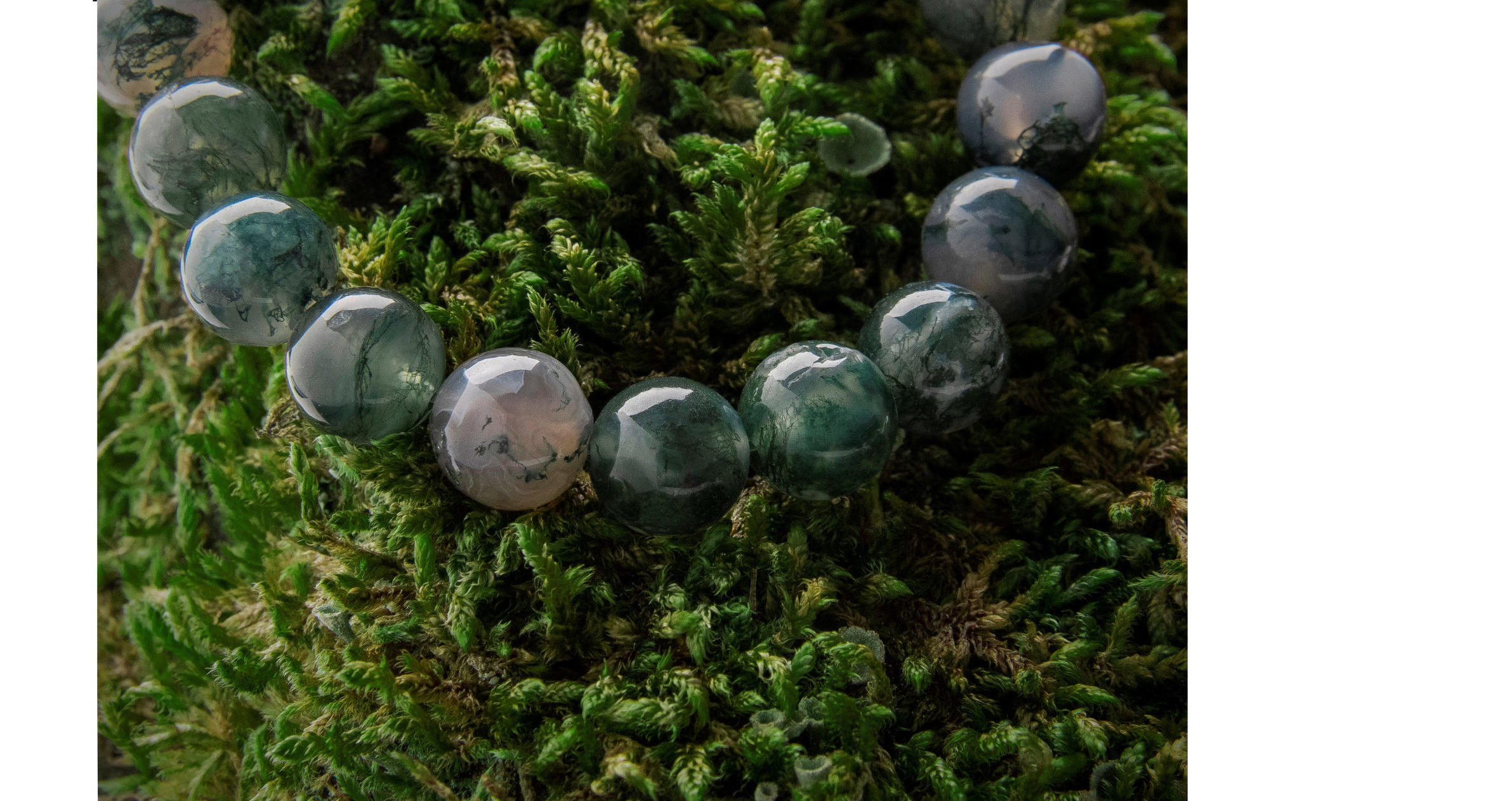 Náramky z léčivých kamenů