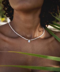 Perlový náhrdelník s měsíčním kamenem