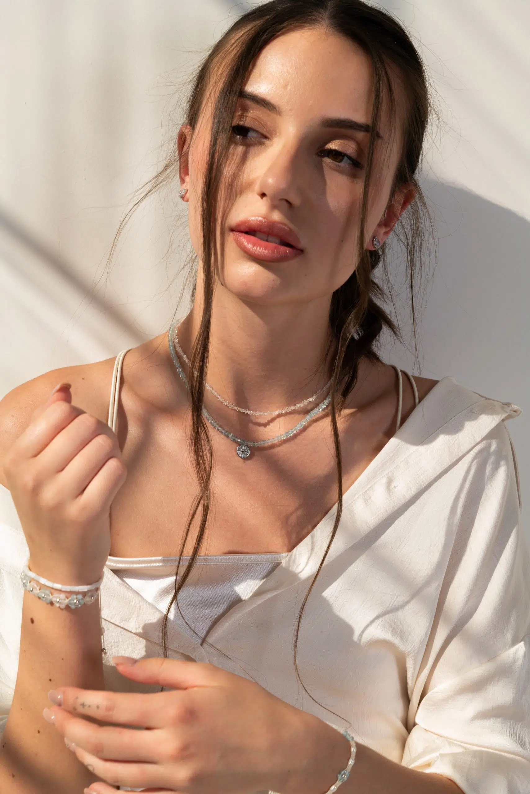 Choker náhrdelníky s krystaly