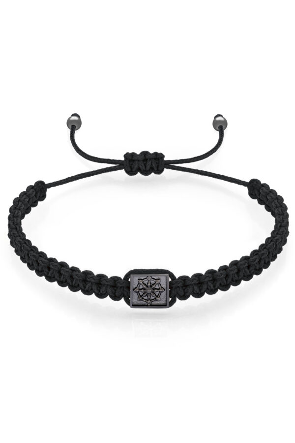 Pánský macrame náramek s černým symbolem Dharma